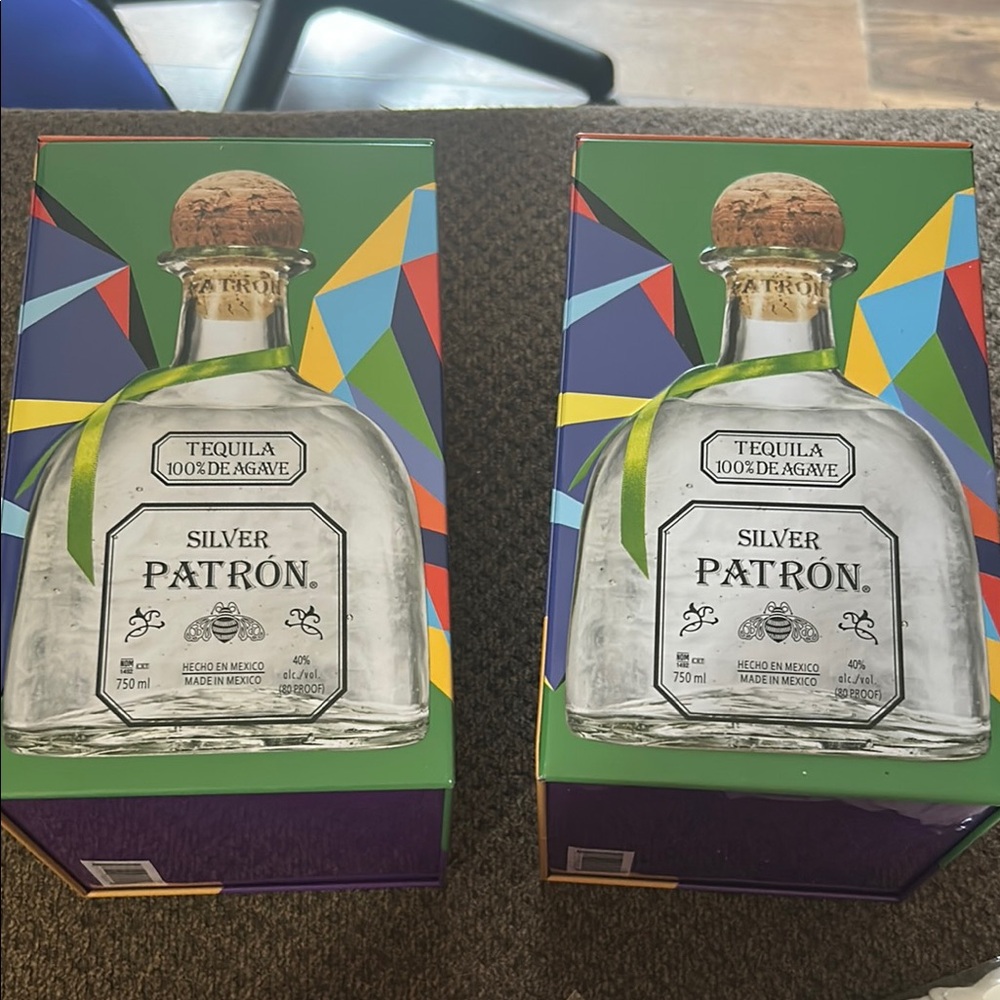 Patrón Silver Tequila Tin Box Set